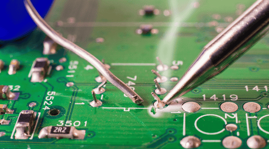 Circuit board soldering iron