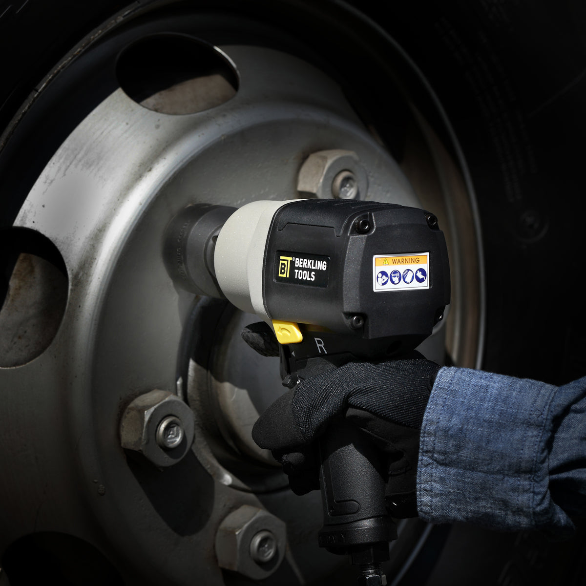 2443J 1/2" Mini Compact Pneumatic Impact Wrench - Berkling